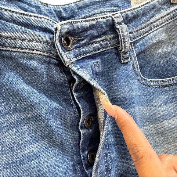 Diesel Buster Regular Slim Tapered Jeans | Wash 0669C Size 31x32 - Picture 3 of 6